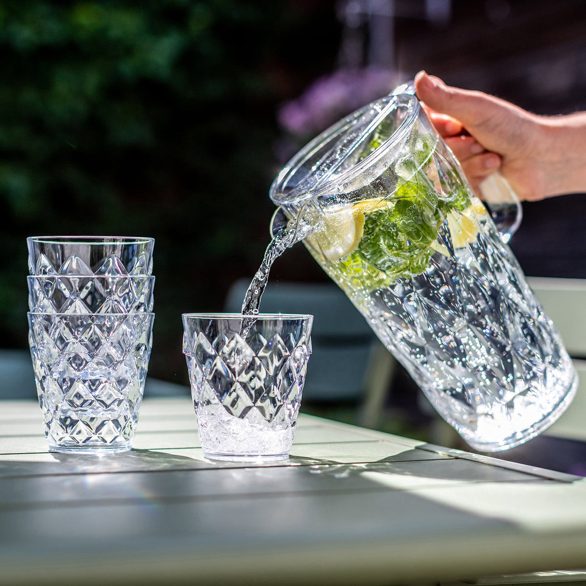 koziol jug with 4 cup  CRYSTAL
