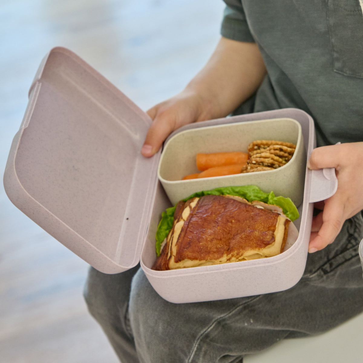 koziol lunch box with dividing tray CANDY L TRUCKS
